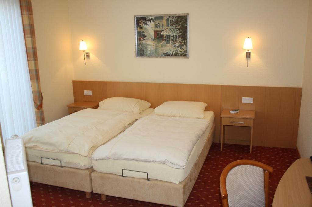 Hotel Zur Waage Bad Munstereifel Ruang foto