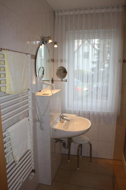 Hotel Zur Waage Bad Munstereifel Ruang foto